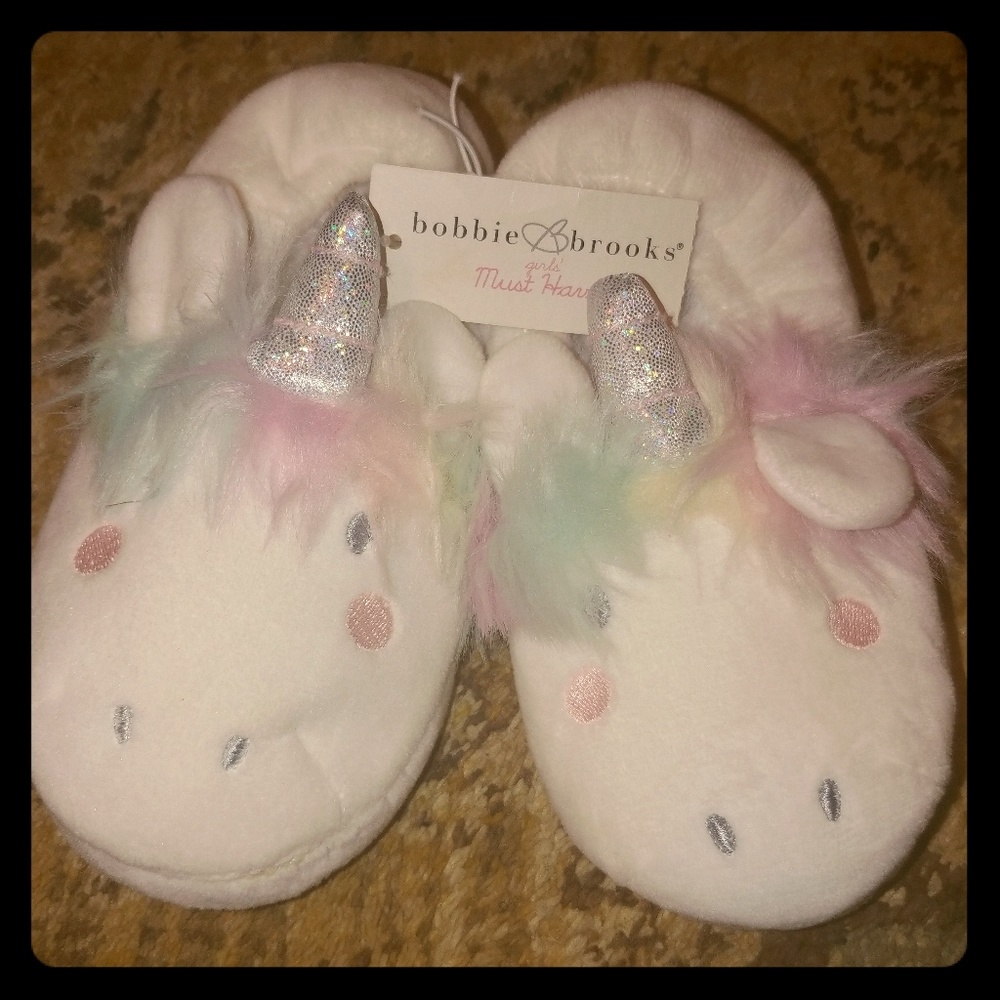 Bobbie Brooks unicorn slippers